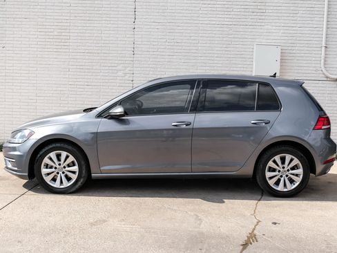 Used 2019 Volkswagen Golf SE FWD image 11