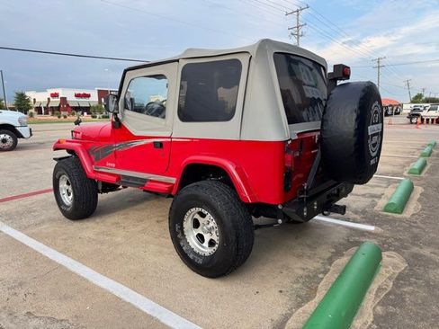 Used 1995 Jeep Wrangler SE image 5