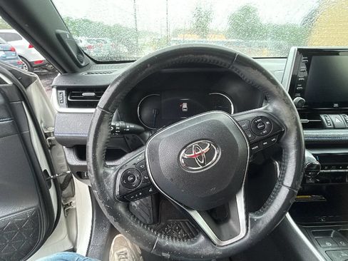 Used 2019 Toyota RAV4 XSE AWD/4WD image 28