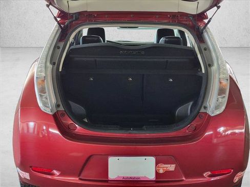 Used 2015 Nissan Leaf SL w/ Premium Package FWD image 6