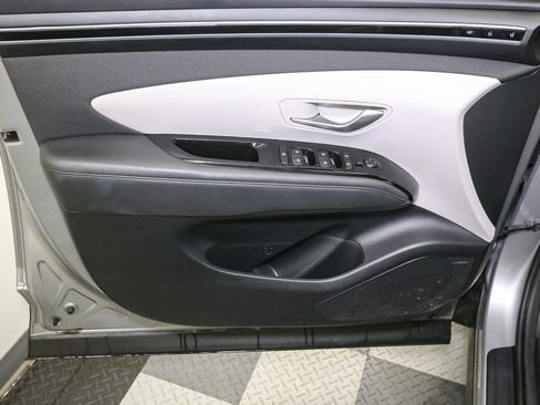 Used 2023 Hyundai Tucson Limited image 46