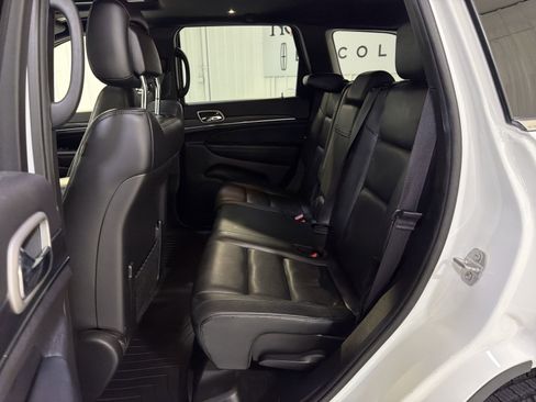 Used 2020 Jeep Grand Cherokee Limited w/ Trailer Tow Group IV AWD/4WD image 16