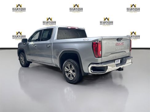 Used 2024 GMC Sierra 1500 SLT image 7