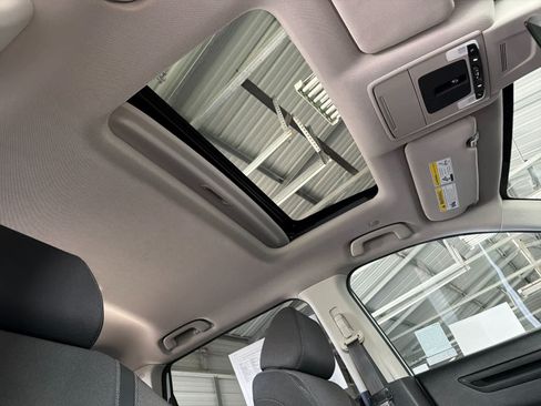 Used 2024 Honda CR-V EX image 16