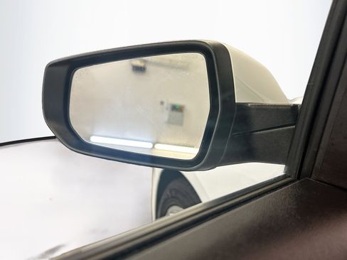 Used 2024 Chevrolet Malibu LT FWD image 16