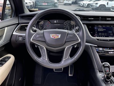 Used 2021 Cadillac XT5 Sportv image 7