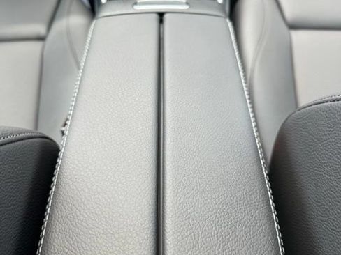 New 2026 Mercedes-Benz GLB 250 4MATIC image 35