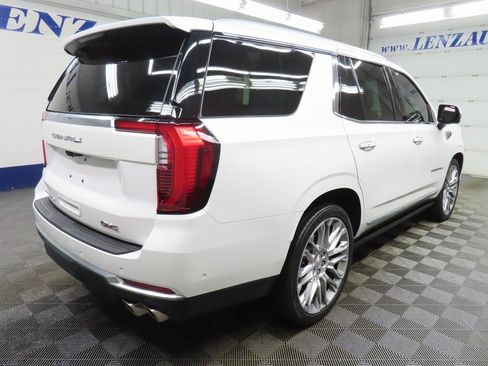 Used 2025 GMC Yukon Denali image 4