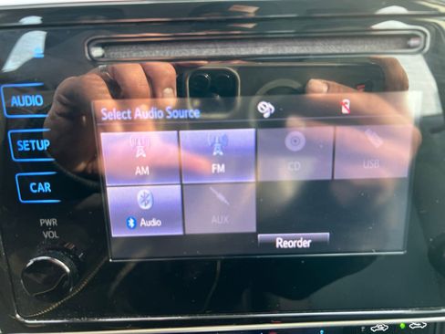 Used 2019 Toyota Corolla LE w/ Carpet Mat Package (TMS) image 21