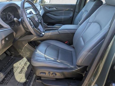 Used 2023 Buick Enclave Essence image 16