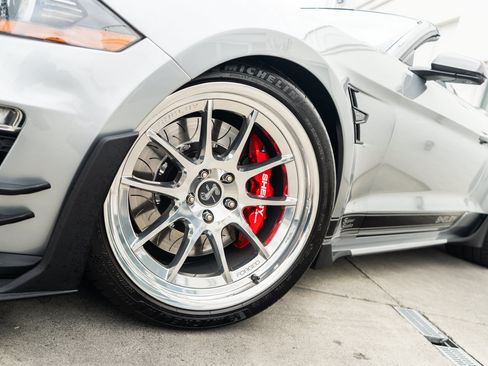 Used 2021 Ford Mustang GT Premium w/ Equipment Group 401A RWD image 4