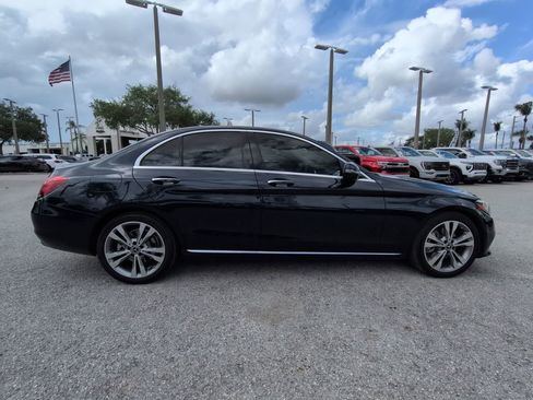 Used 2019 Mercedes-Benz C 300 Sedan image 4