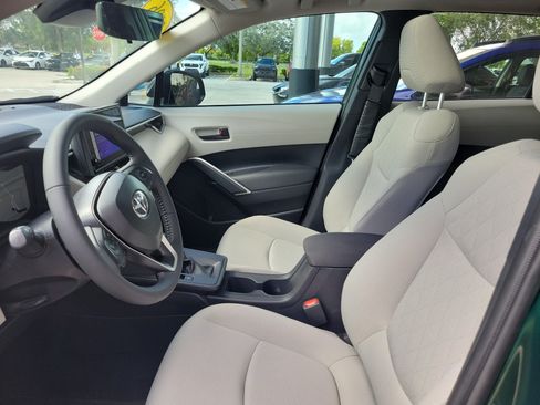 Used 2026 Toyota Corolla Cross LE w/ Moonroof Package FWD image 22