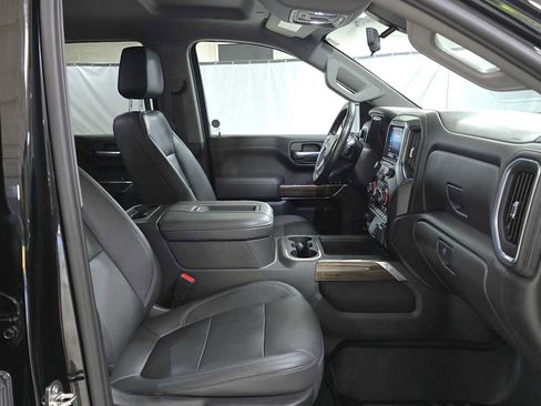 Used 2021 Chevrolet Silverado 1500 LT Trail Boss w/ Convenience Package II image 10