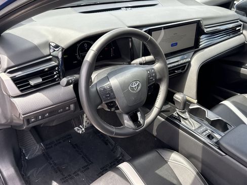Used 2025 Toyota Camry SE w/ Multimedia Upgrade Package FWD image 16