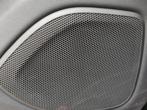 Used 2025 Volvo V60 B5 Cross Country Plus image 30