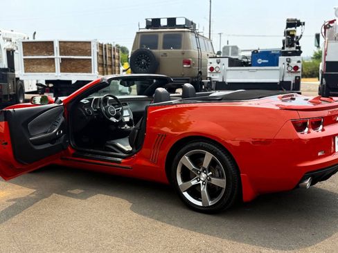 Used 2011 Chevrolet Camaro SS w/ RS Package RWD image 2