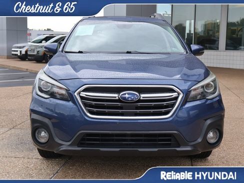 Used 2019 Subaru Outback 2.5i Limited AWD/4WD image 8