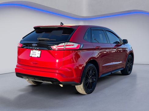 Used 2024 Ford Edge ST-Line image 10