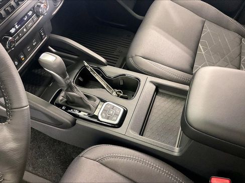 New 2026 Nissan Frontier SV w/ All-Weather Content Package image 11