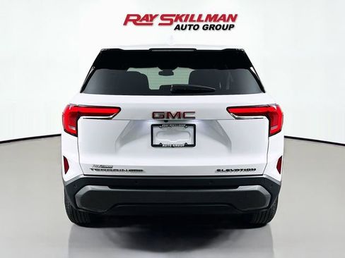 Used 2025 GMC Terrain Elevation image 6