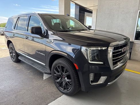Used 2023 GMC Yukon SLT AWD/4WD image 4