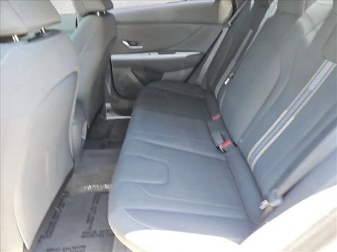 Certified 2024 Hyundai Elantra SEL FWD image 24