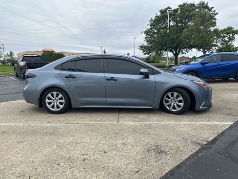 Used 2024 Toyota Corolla LE w/ LE Convenience Package FWD image 11