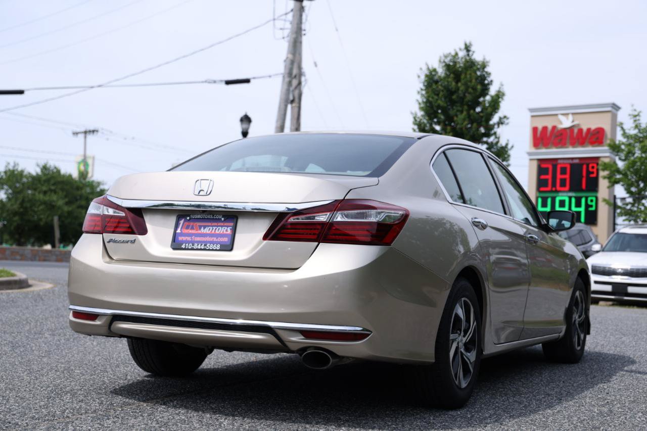 Used 2017 Honda Accord LX image 10