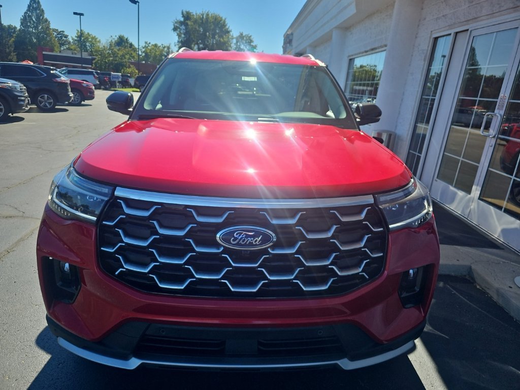New 2026 Ford Explorer Platinum w/ LUX Leather Package AWD/4WD image 3