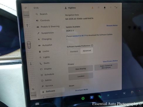 Used 2022 Tesla Model S image 33