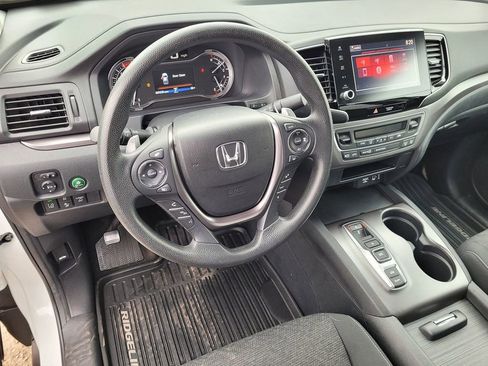 Used 2021 Honda Ridgeline Sport image 9