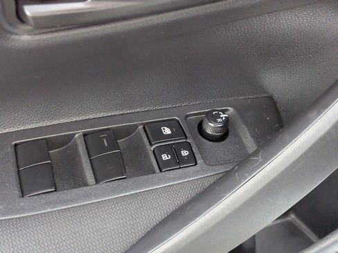 Used 2025 Toyota Corolla LE image 22