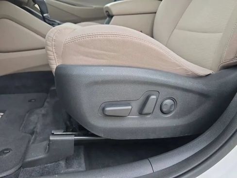 Used 2019 Hyundai Tucson SEL FWD image 15