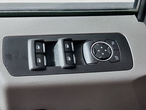 Used 2017 Ford F150 XL w/ Equipment Group 101A Mid AWD/4WD image 15