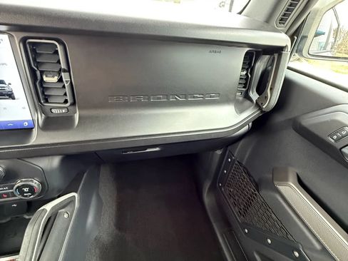 Used 2021 Ford Bronco First Edition AWD/4WD image 27