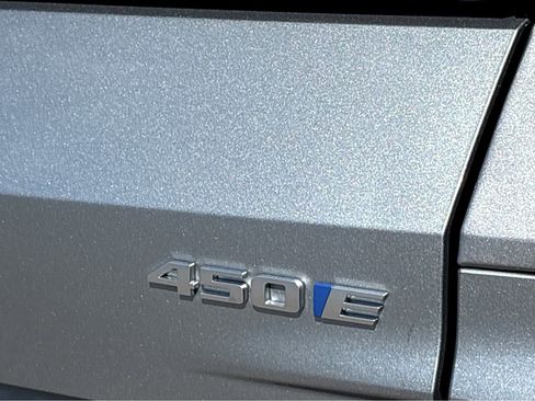 Used 2024 Cadillac Lyriq Sport image 24