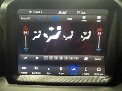 Used 2021 Jeep Gladiator Willys image 35