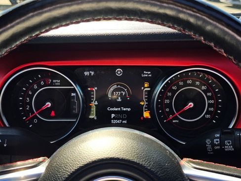 Used 2020 Jeep Wrangler Rubicon w/ Uconnect 4C Nav & Sound Group image 18