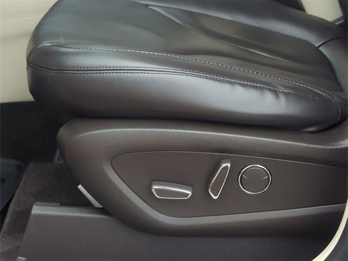 Used 2016 Lincoln MKC Reserve w/ Lincoln MKC Climate Package image 20