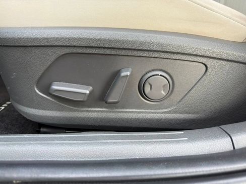 Used 2024 Hyundai Sonata SEL w/ Convenience Package FWD image 13
