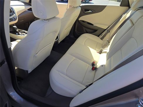 Used 2024 Chevrolet Malibu LT image 19