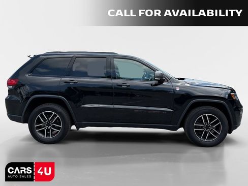 Used 2021 Jeep Grand Cherokee Trailhawk w/ Premium Lighting Group AWD/4WD image 8