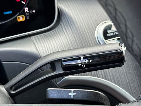 New 2025 Mercedes-Benz C 300 Sedan image 18