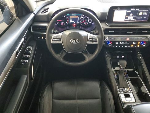 Used 2020 Kia Telluride SX w/ Towing Package image 11
