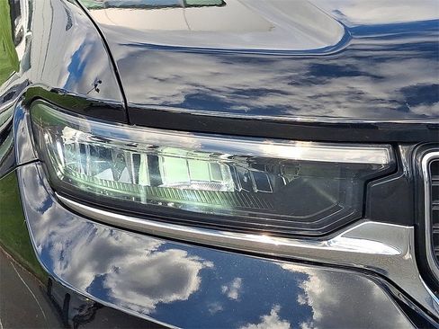 Used 2023 Jeep Grand Cherokee 4WD 4xe w/ Luxury Tech Group II image 10