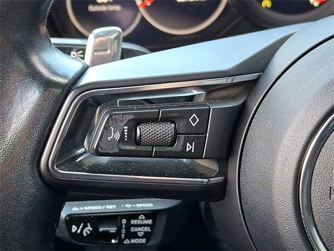 Used 2023 Porsche Panamera 4 Platinum Edition image 27