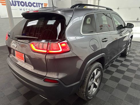 Used 2022 Jeep Cherokee Limited AWD/4WD image 10