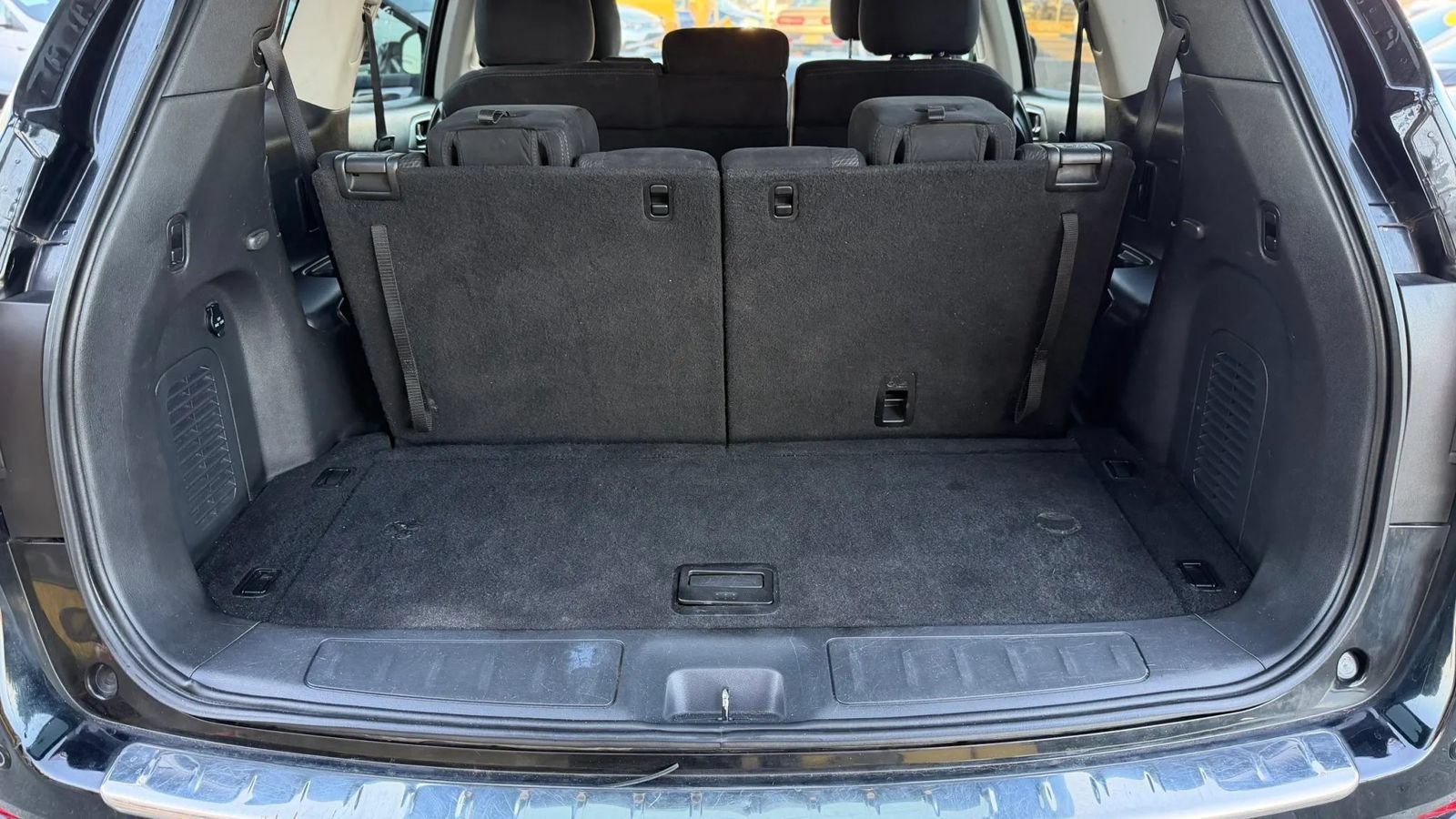 Used 2014 Nissan Pathfinder SV w/ Trailer Tow Package AWD/4WD image 23