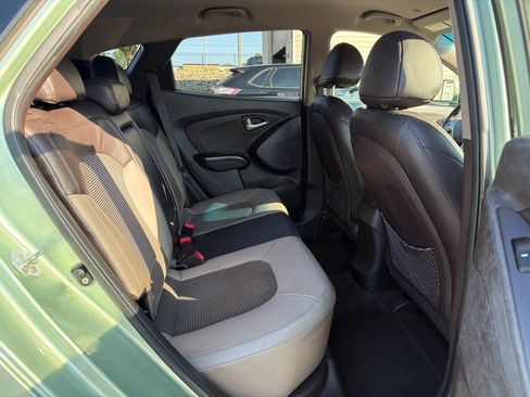 Used 2012 Hyundai Tucson GLS FWD image 15